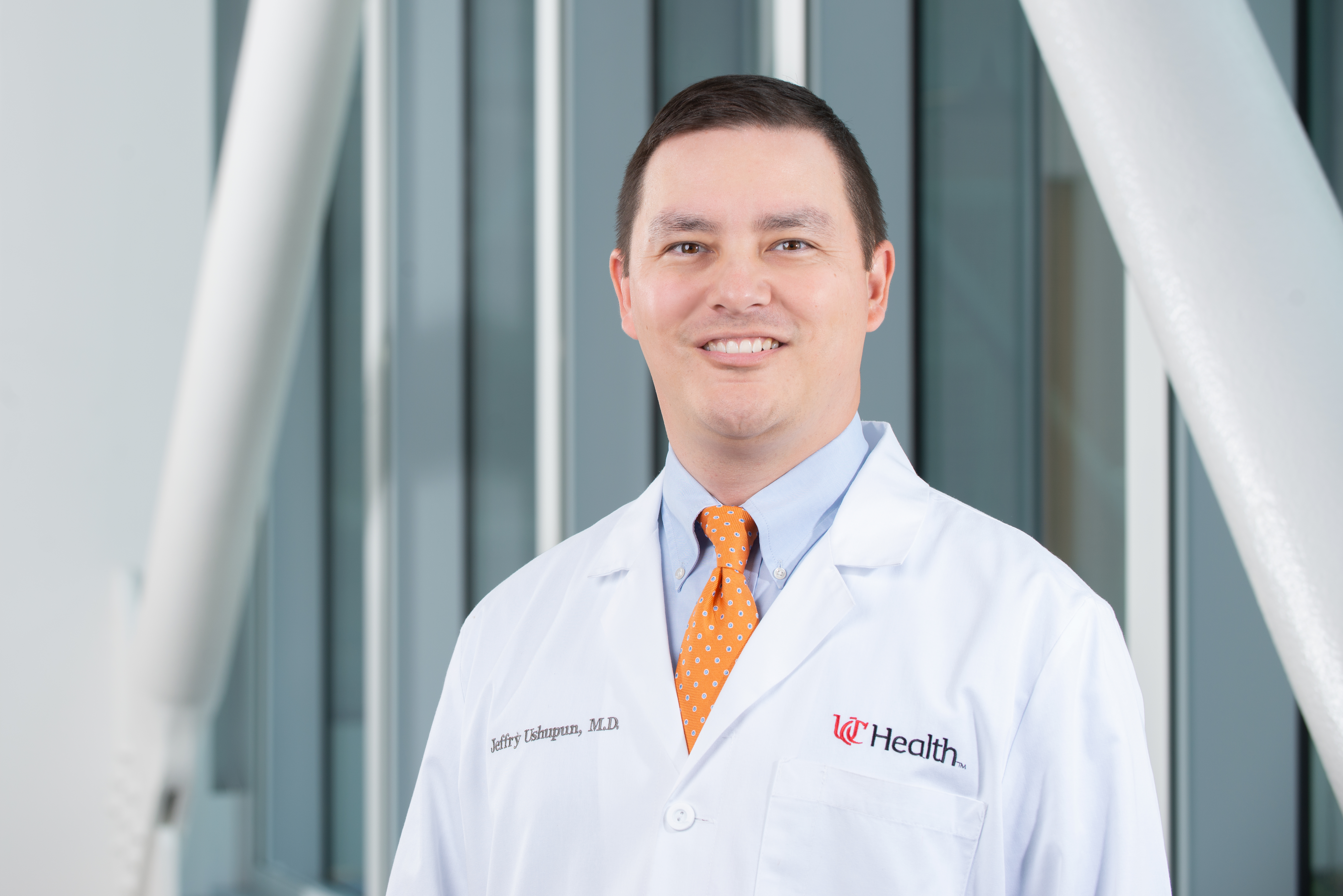 Headshot photo of Dr. Jeffry Ushupun